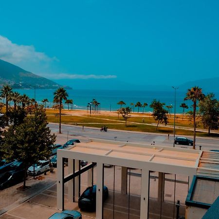 Laid Hotel Vlore Exterior photo